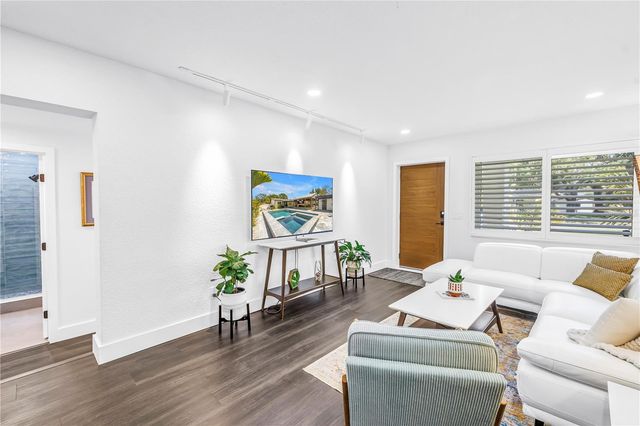 7218 PARK STREET S, St Petersburg, FL 33707