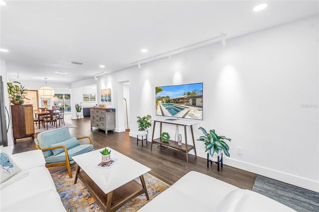 7218 PARK STREET S, St Petersburg, FL 33707