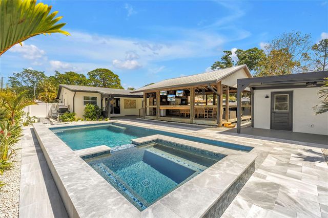 7218 PARK STREET S, St Petersburg, FL 33707