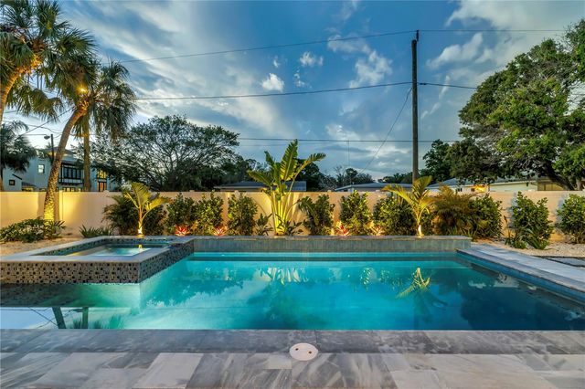 7218 PARK STREET S, St Petersburg, FL 33707