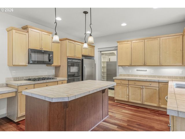 8911 Ne 106TH Cir, Vancouver, WA 98662