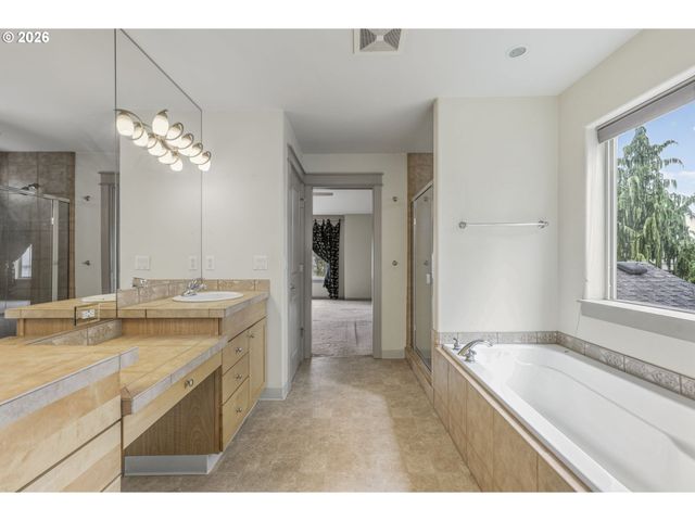 8911 Ne 106TH Cir, Vancouver, WA 98662