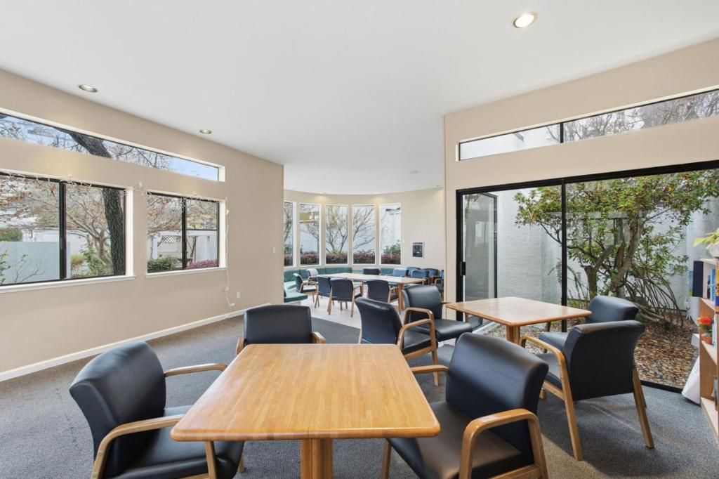 Image 34 of property listing at 1919 Alameda De Las Pulgas 71, San Mateo, CA 94403