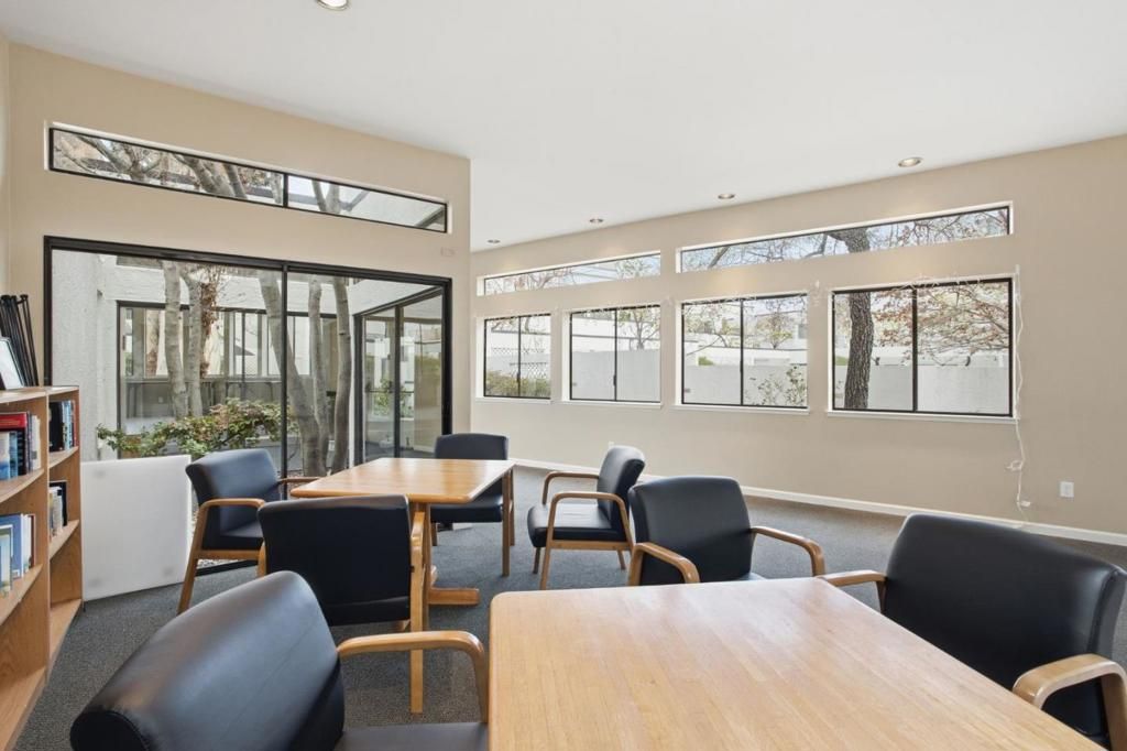 Image 36 of property listing at 1919 Alameda De Las Pulgas 71, San Mateo, CA 94403