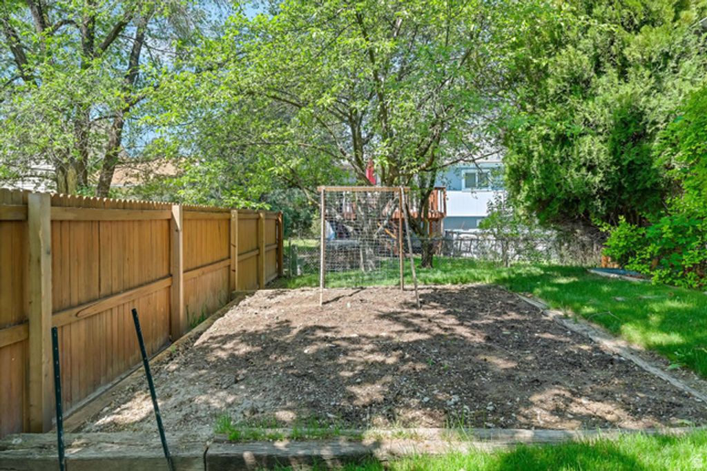 Image 30 of property listing at 390 E 1200 N, Logan, UT 84341