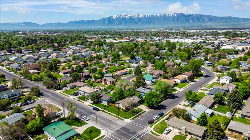 Image 34 of property listing at 390 E 1200 N, Logan, UT 84341