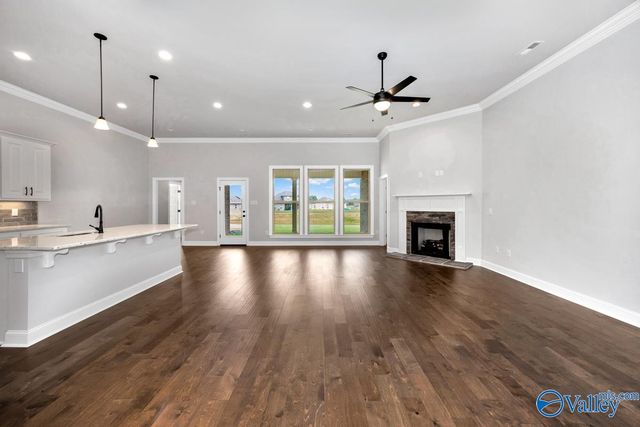 125 Pike Ackert Road, Meridianville, AL 35759