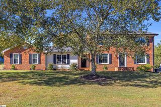 225 Stonegate Court, Easley, SC 29642