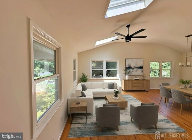 12 ZIFF LA, West Windsor, NJ 08550