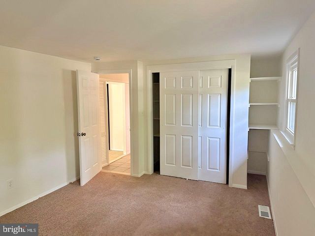 12 ZIFF LA, West Windsor, NJ 08550