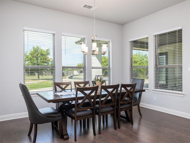 505 Lodge CT, Liberty Hill, TX 78642