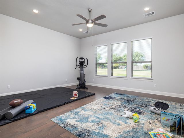 505 Lodge CT, Liberty Hill, TX 78642
