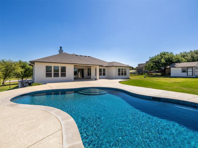 505 Lodge CT, Liberty Hill, TX 78642