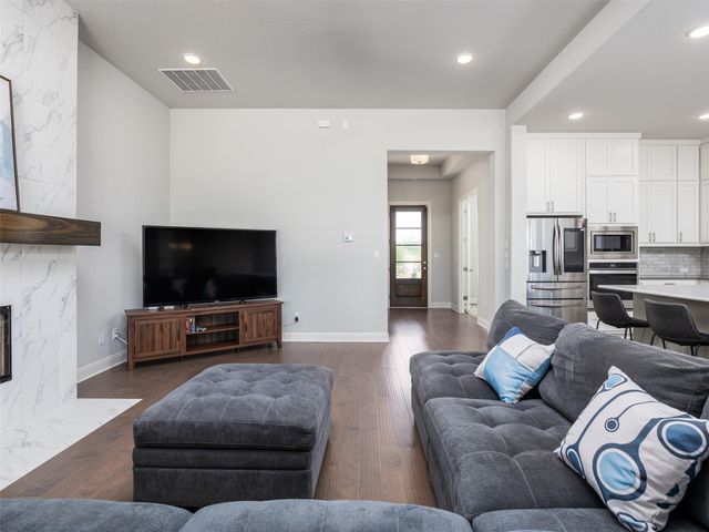 505 Lodge CT, Liberty Hill, TX 78642
