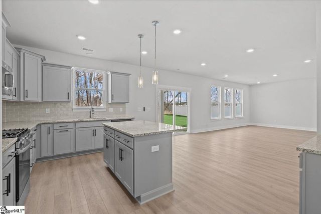 392 Florence Street, Spartanburg, SC 29303