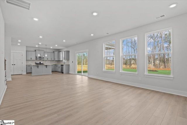 392 Florence Street, Spartanburg, SC 29303