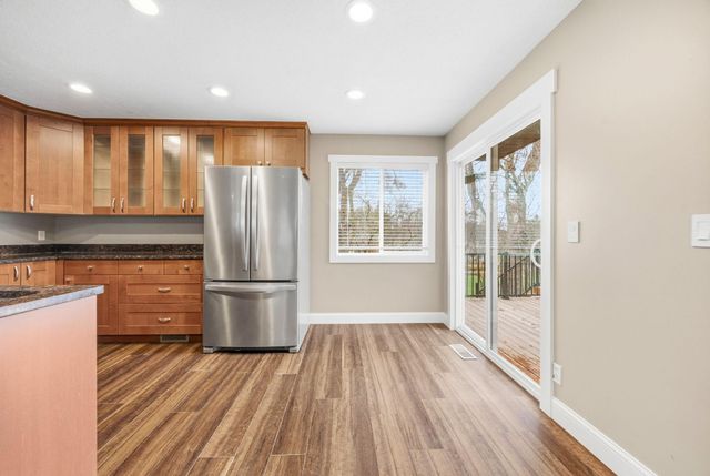 3670 Robinwood Terrace, Minnetonka, MN 55305