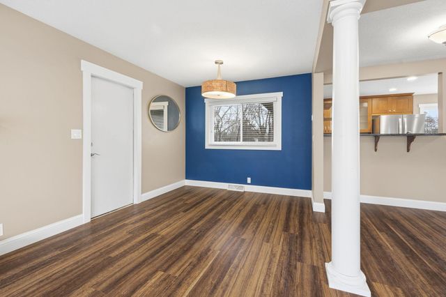 3670 Robinwood Terrace, Minnetonka, MN 55305