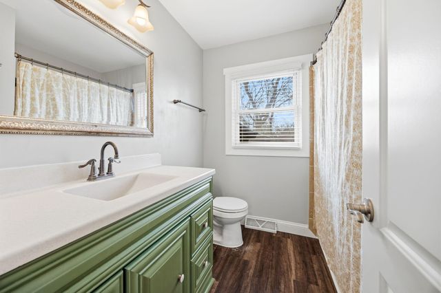 3670 Robinwood Terrace, Minnetonka, MN 55305