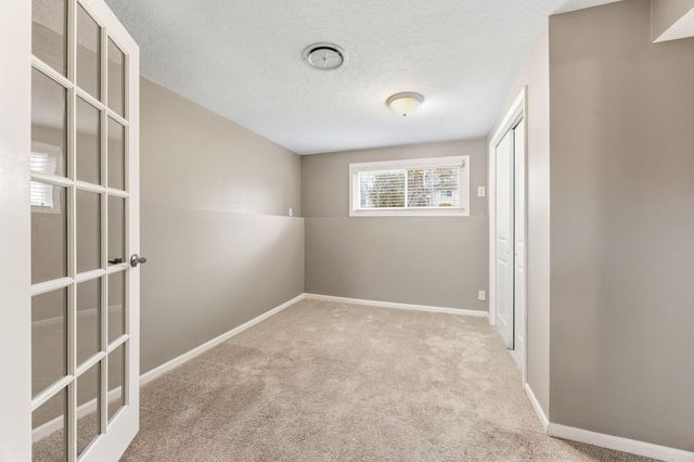 3670 Robinwood Terrace, Minnetonka, MN 55305