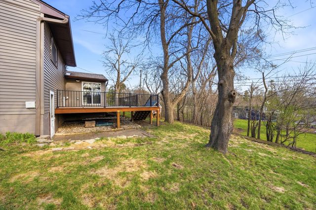 3670 Robinwood Terrace, Minnetonka, MN 55305