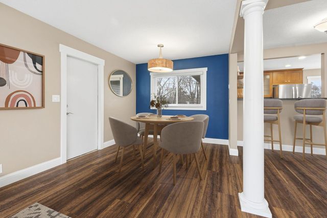 3670 Robinwood Terrace, Minnetonka, MN 55305