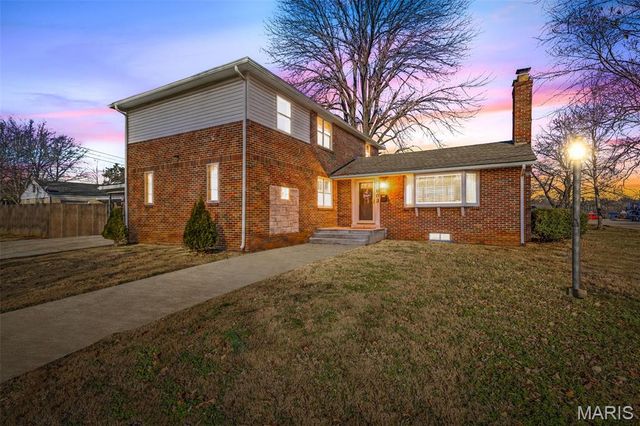 603 N A Street, Farmington, MO 63640