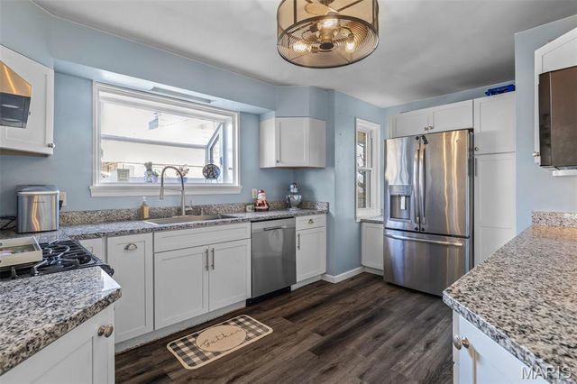 603 N A Street, Farmington, MO 63640