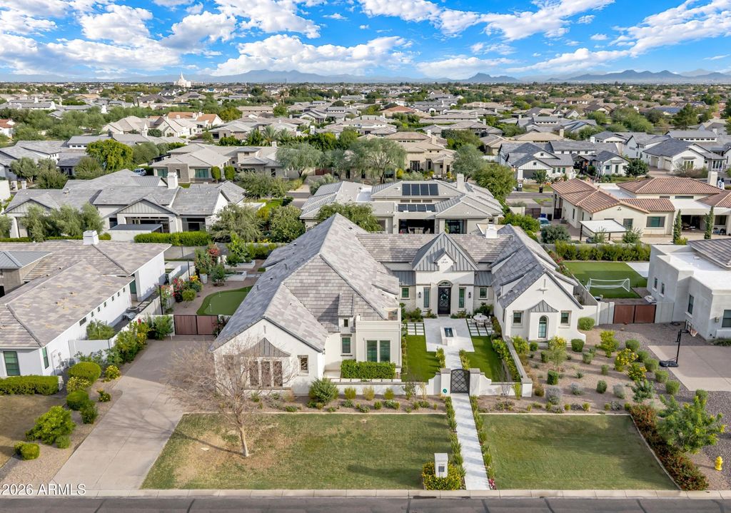 2748 E HUMMINGBIRD Way, Gilbert, AZ 85297 — photo 3