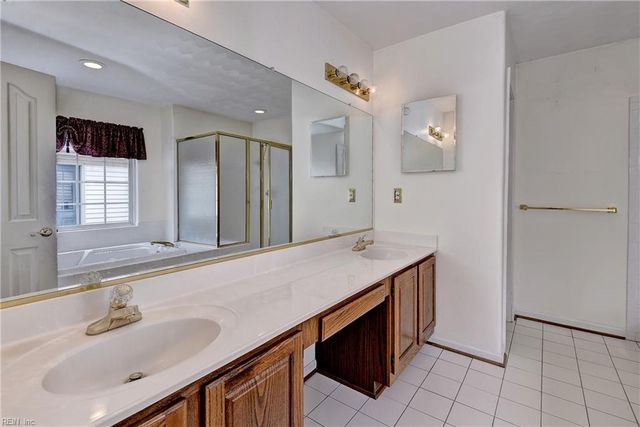 135 Waters Edge DR, Williamsburg, VA 23188