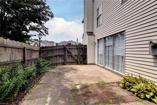 135 Waters Edge DR, Williamsburg, VA 23188