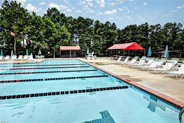 135 Waters Edge DR, Williamsburg, VA 23188