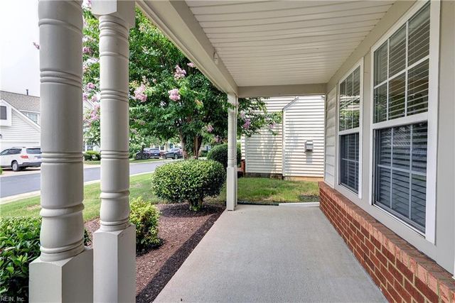 135 Waters Edge DR, Williamsburg, VA 23188