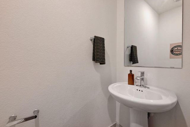 522 Wilshire RD, San Marcos, TX 78666