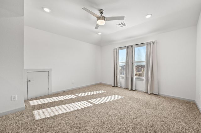 522 Wilshire RD, San Marcos, TX 78666