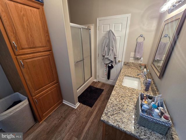 1 SHADYWOOD DR, Quakertown, PA 18951
