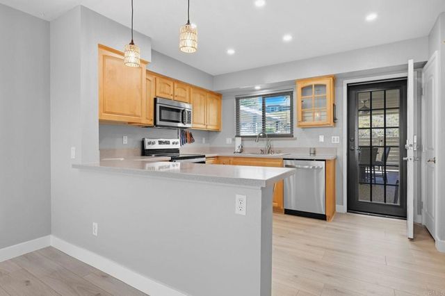 4503 Kittiwake Way, Oceanside, CA 92057