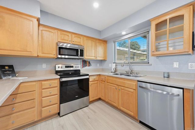 4503 Kittiwake Way, Oceanside, CA 92057