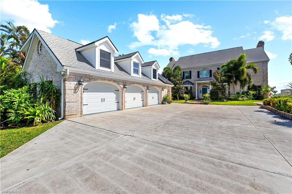 1807 Coral CIR, NORTH FORT MYERS, FL 33903 — photo 3