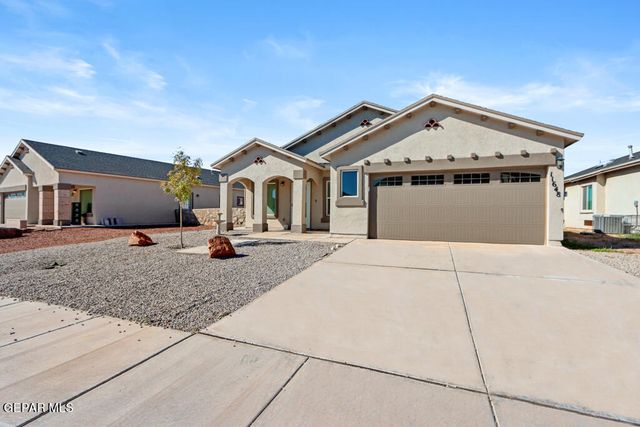 11648 FLOR FREESIA Drive, Socorro, TX 79927