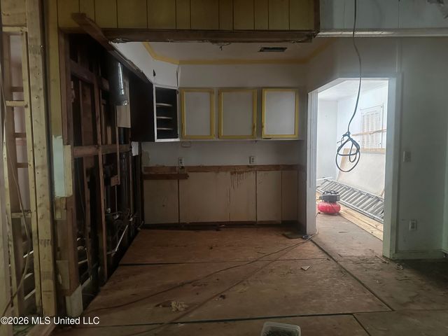 224 Hartfield Street, Jackson, MS 39216