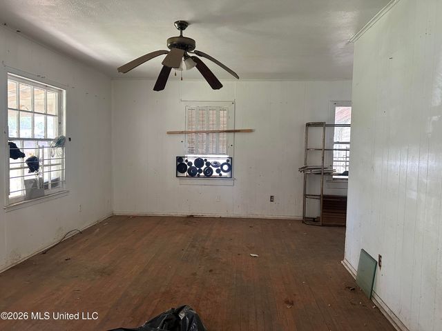 224 Hartfield Street, Jackson, MS 39216