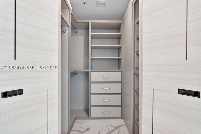 6899 Collins Ave 1008, Miami Beach, FL 33141