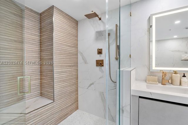 6899 Collins Ave 1008, Miami Beach, FL 33141