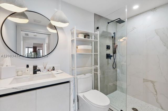6899 Collins Ave 1008, Miami Beach, FL 33141