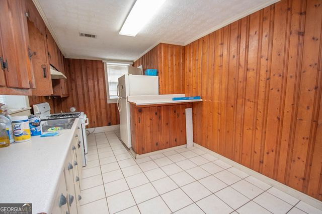 307 3rd Avenue, Manchester, GA 31816