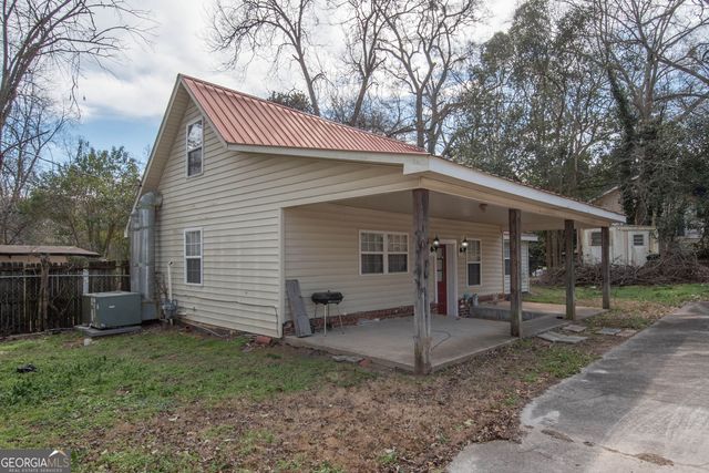 307 3rd Avenue, Manchester, GA 31816