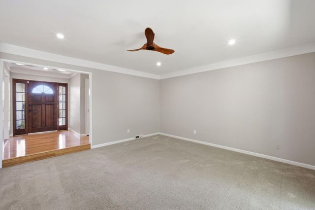 9345 Holly Oak Way, Salinas, CA 93907