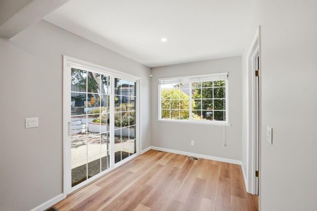 9345 Holly Oak Way, Salinas, CA 93907