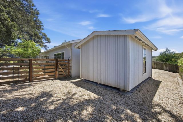 9345 Holly Oak Way, Salinas, CA 93907